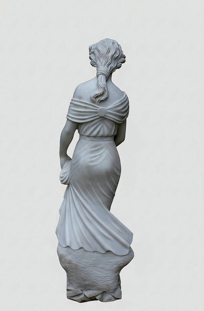 Statua raffigurante una giovane fanciulla in Marmo Bianco Carrara -photo-4