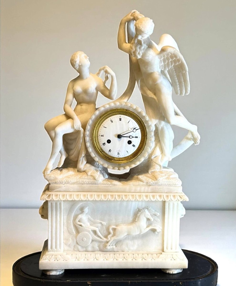 Orologio/Scultura con figure Mitologiche in Marmo Bianco Statuario di Carrara -photo-2