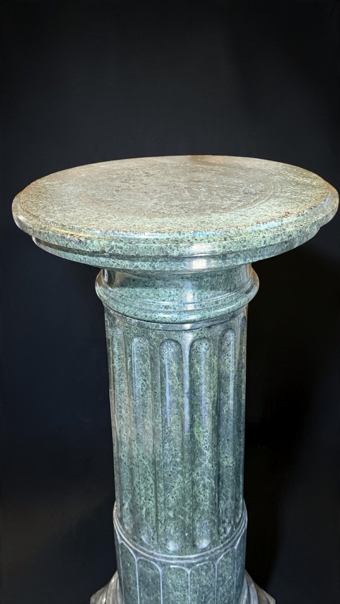 Grande Colonna in Marmo Serpentino Alpi Verde-photo-1