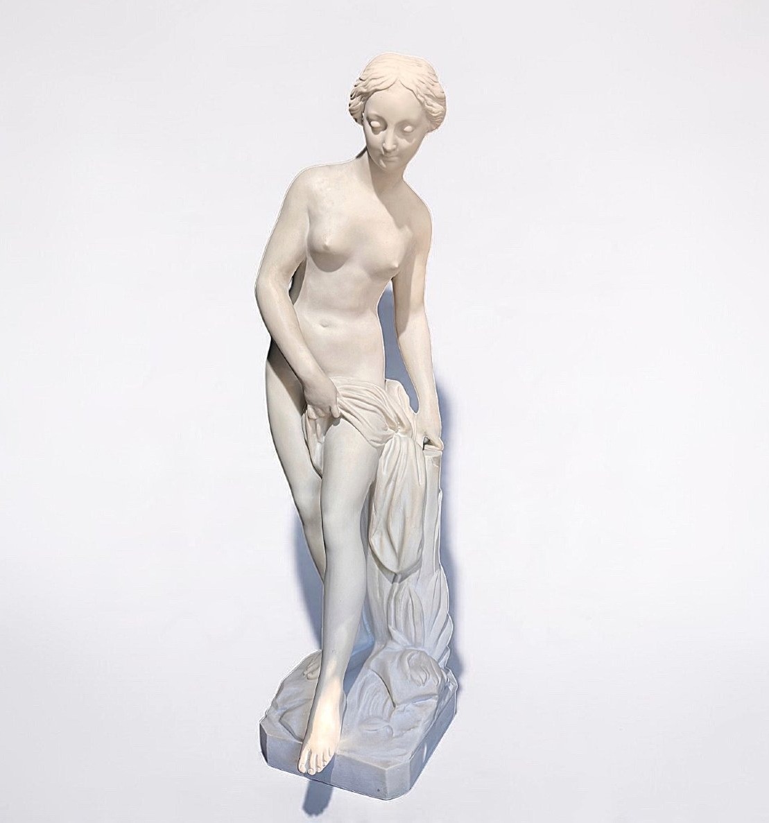 Statua raffigurante una Dama Nuda, da Etienne-Maurice Falconet, Marmo Carrara Statuario 