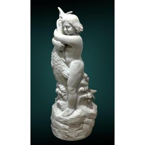 Statua Fanciullo sorridente con Pesce Mitologico, Marmo Bianco statuario di Carrara 