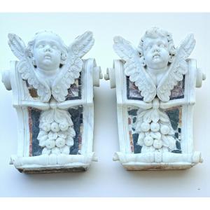Coppia di Putti Alati del XVII secolo 