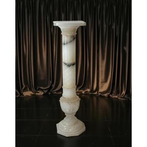 Colonna in Marmo Bianco 