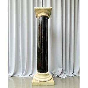 Colonna in Marmo Nero e Marmo Bianco Carrara 
