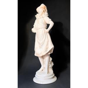 Statua raffigurante Colombina in Marmo Bianco di Carrara 