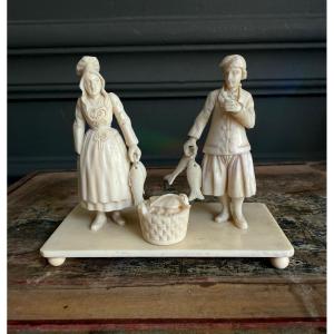 Pair Of Polletais In Dieppe Ivory - Late 19th Century