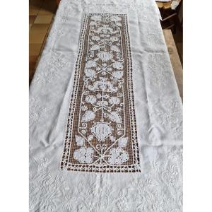 Irish Linen Tablecloth - Important Floral Embroidery - White