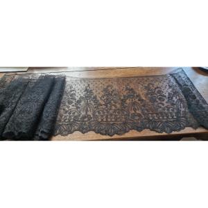 Chantilly Lace Ruffle - 19th Century - Black Color