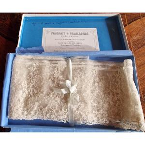 Lace Ruffle Appliqué England - Signature "rosset Normand & Cie - Large Size