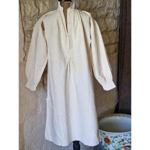 Two Men's Shirts - Linen - Early 19th Century - Large Gatherings