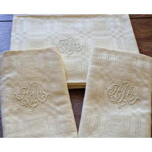 Six Napkins - Pale Yellow - Damask -