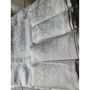 Antique Tablecloth And Napkin Set - Wire Damask - White