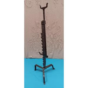 Rack On Tripod Of Hearth 18th Century