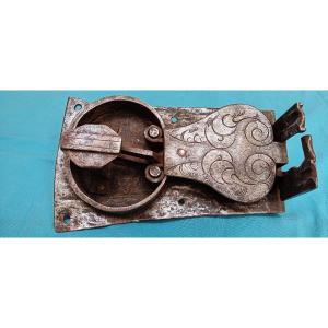 Alsatian Chest Lock - 17th Or 18th Century.