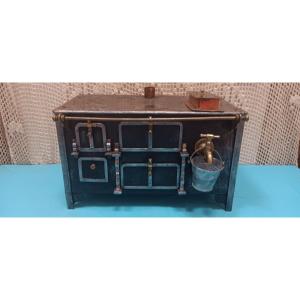 Doll's Stove, Late 19th, Early 20th Century