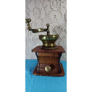 19th Century Countertop Coffee Grinder