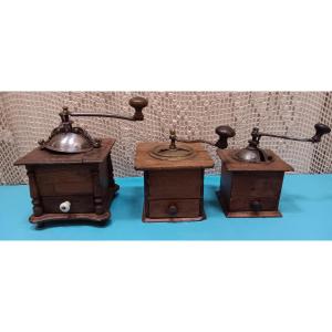 Lot Of Coffee Grinders, Late 19th, Early 20th Century