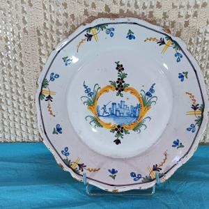 Nevers Plate - 18th Century