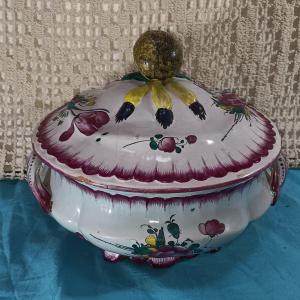 Eastern Style Soup Tureen - Late 18th Century