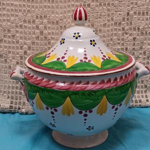 Soup Tureen Of Saint-clement - 19th Century