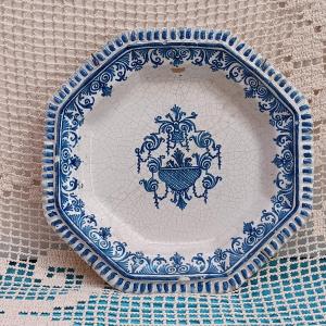 Octagonal Dish Clermont Ferrand - 18th Century