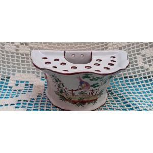 Bouquetière Of Earthenware Wall Light From Islettes St Clément - Late 18th, Early 18th Century