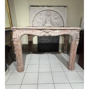 Fine And Elegant Antique Louis XV Style Fireplace In Pink Breche Early 20th Century