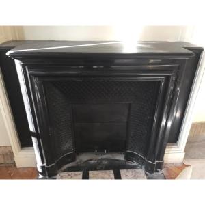 Antique Louis XIII Style Fireplace Dating From The End Of The 19th Century In Fine Black Marble 
