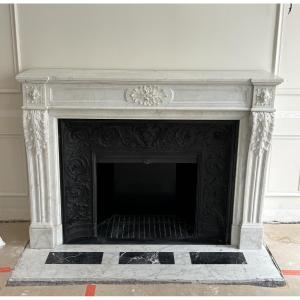 Antique Louis XVI Style Fireplace Made Of Carrara Marble, Late 19th Century 