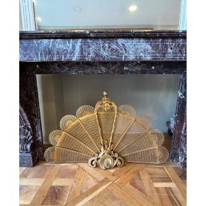 A Louis XV Style Gilt Bronze Fan-shaped Fire Screen Dating From The Late 19th Century 