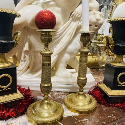 Paire De Bougeoirs D’époque Restauration En Bronze Doré 1 ère Partie Du XIX Ieme  