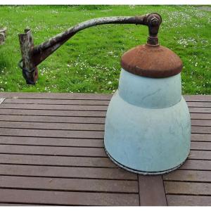 8 Metal Workshop Lamps