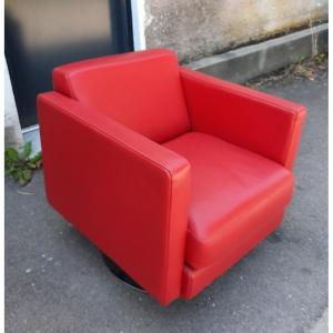 Modern Swivel Chair 