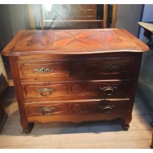Eighteenth-century Chest Of Drawers In Solid Wood
