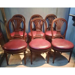 Set Of 6 Neoclassical Chairs From The Nineteenth Century 