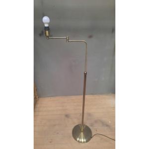 Adjustable Height Reading Light