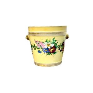 19th Century Paris Porcelain Cache-pot With Hand-painted Flowers