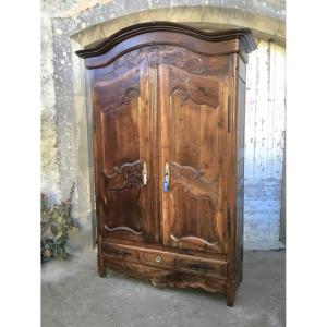 Louis XV Provençal Wedding Cabinet In Walnut, 18th Century