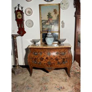 Louis XV Curved Chest Of Drawers With Two Marquetry Drawers, 1900s.