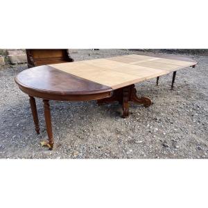 Round Walnut Dining Table From The Napoleon III Period, 19th Century 