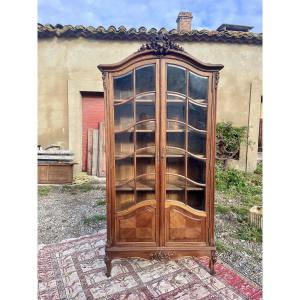 Louis XV Style Walnut Bookcase, 19th Century 