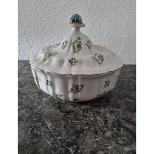 18th-century Moustiers Earthenware Vegetable Tureen