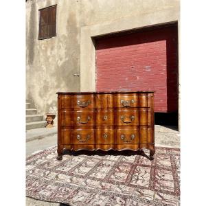 Louis XV Style Chest Of Drawers, 18th Century, In Walnut
