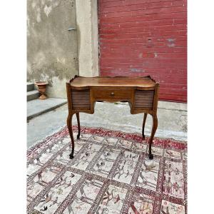 Louis XV Style Desk, Provençal Style, In Walnut, 19th Century 