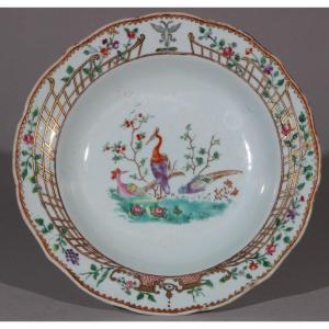 A Small Qianlong Famille Rose Armorial Dish 18thc