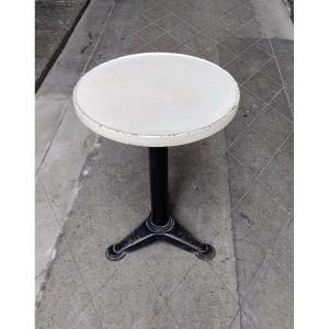 Painted Metal Tripod Bistro Table Art Déco