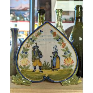 Bouquetière, In Quimper Earthenware, Henriot