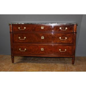 Louis XVI Commode In Speckled Mahogany Circa 1790