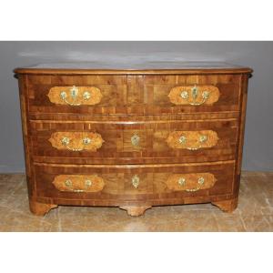 Louis XIV Style Bombé Commode In Marquetry, 18th Century