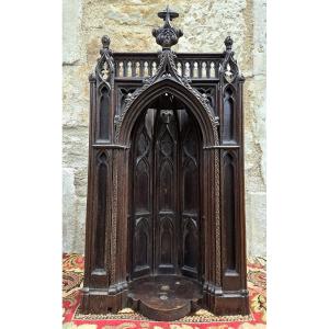 19th Century Neo-gothic Niche Or Altar Choir Reduction. Statuette.